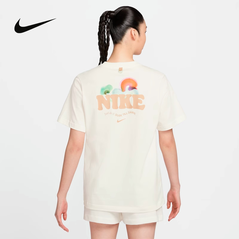 Nike耐克短袖女夏新款背标印花宽松纯棉彩色标运动T恤HF6180-133 190元
